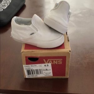 Vans classic slip on